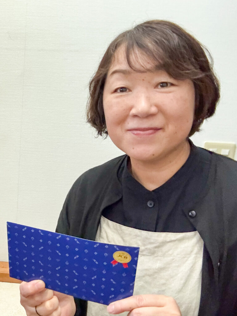 「リニューアル記念抽選会」お客様②｜縁家